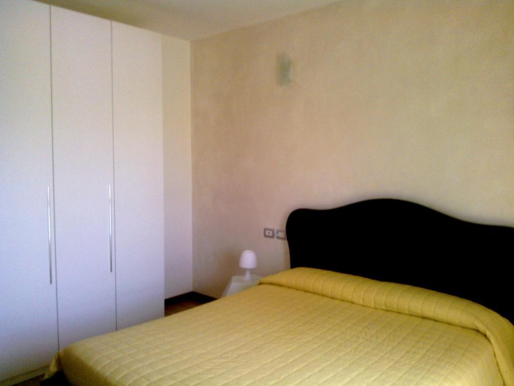 Apartamento Castelgabbiano Castel Gabbiano Habitación foto