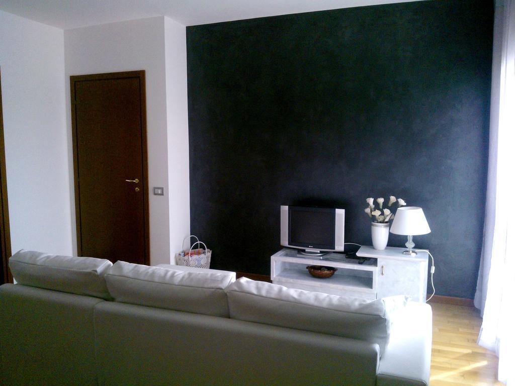 Apartamento Castelgabbiano Castel Gabbiano Habitación foto